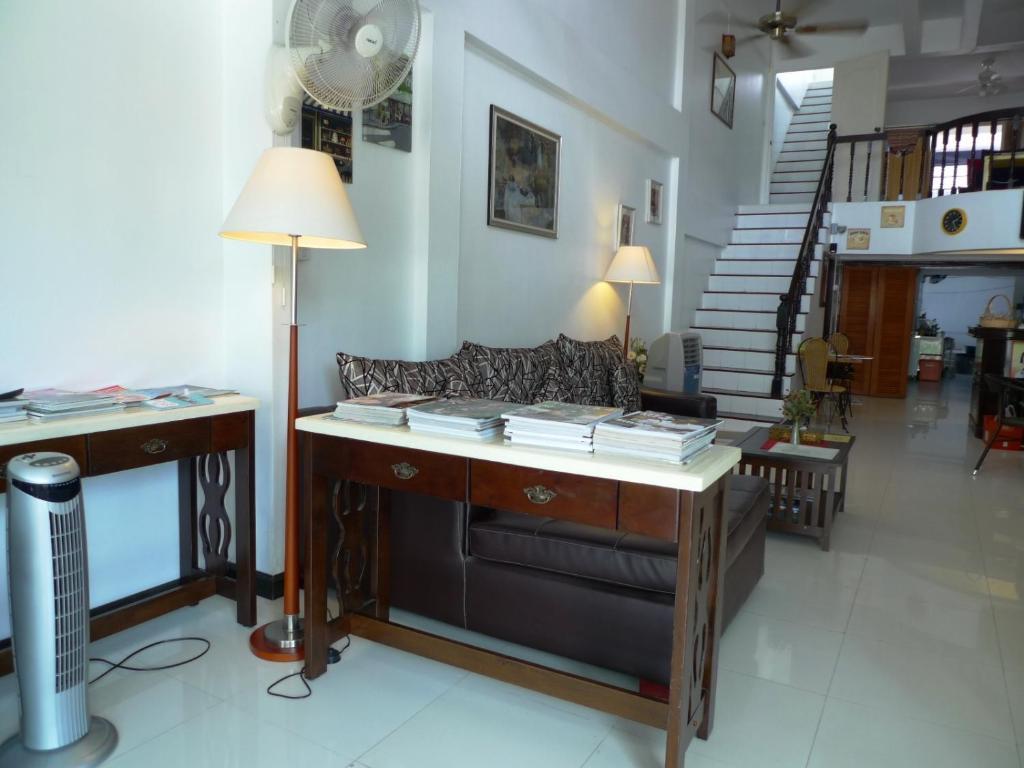 Corner Cafe Bed & Breakfast HHQ Buitenkant foto