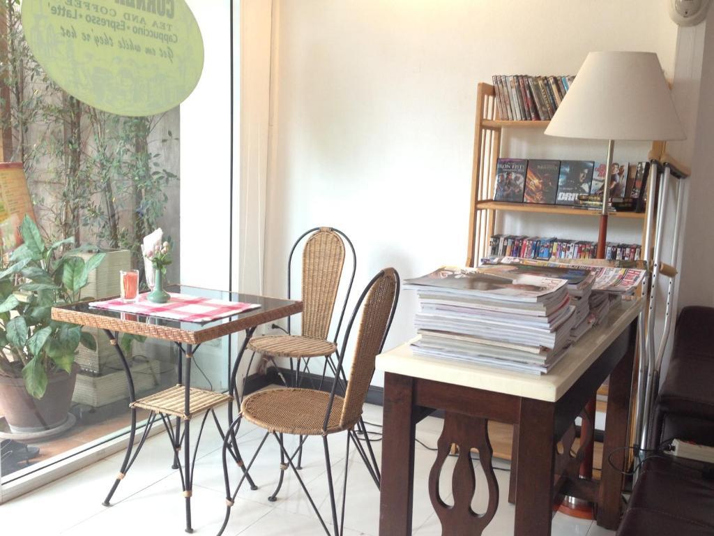 Corner Cafe Bed & Breakfast HHQ Buitenkant foto