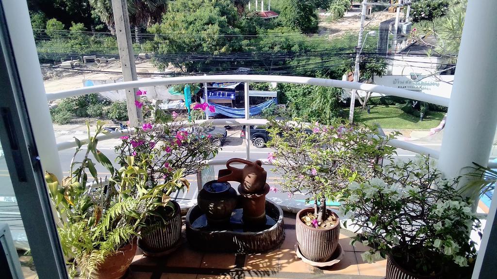 Corner Cafe Bed & Breakfast HHQ Buitenkant foto