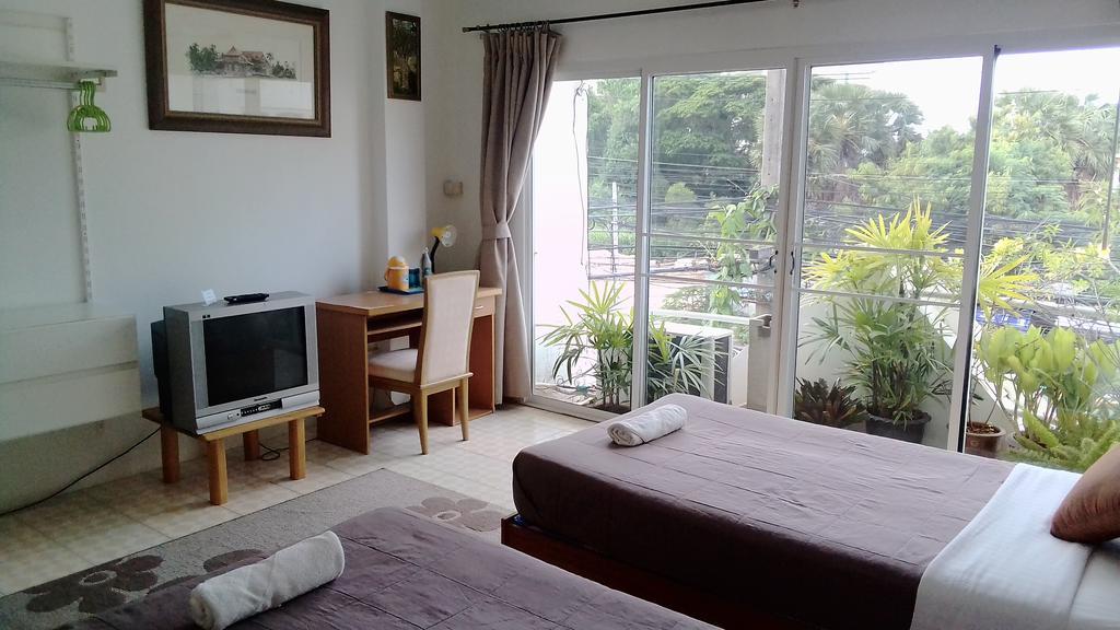 Corner Cafe Bed & Breakfast HHQ Buitenkant foto
