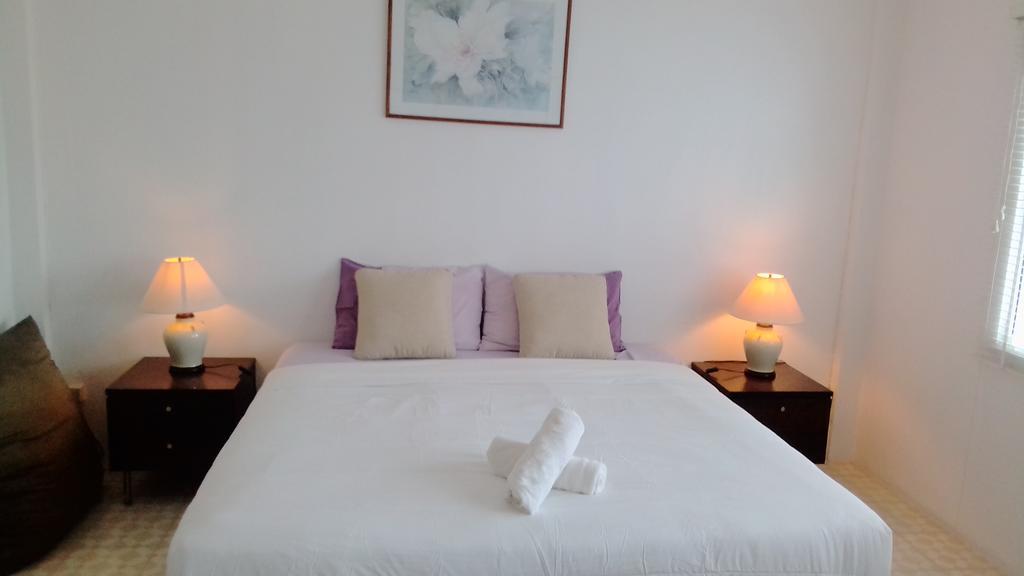 Corner Cafe Bed & Breakfast HHQ Buitenkant foto