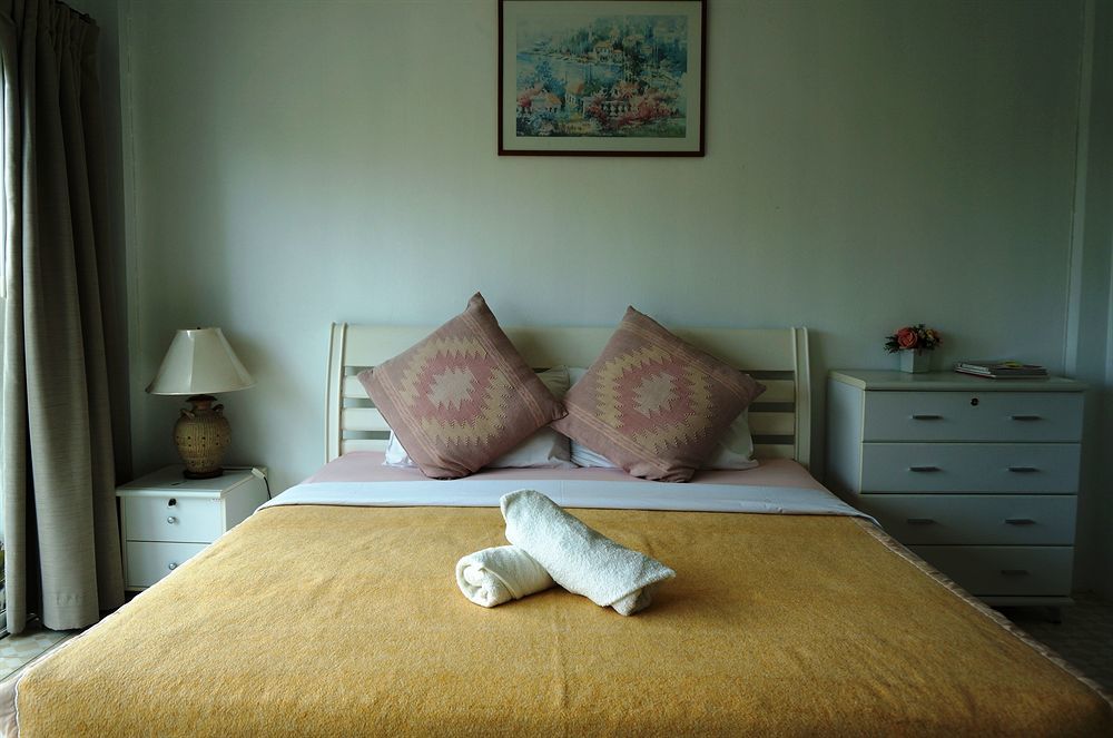 Corner Cafe Bed & Breakfast HHQ Buitenkant foto