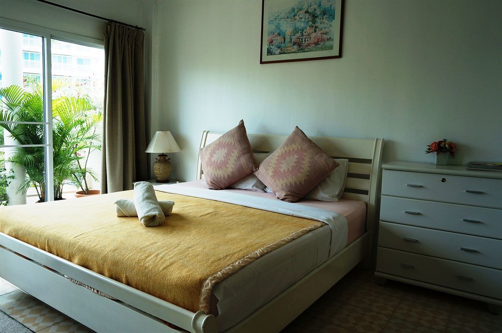 Corner Cafe Bed & Breakfast HHQ Buitenkant foto